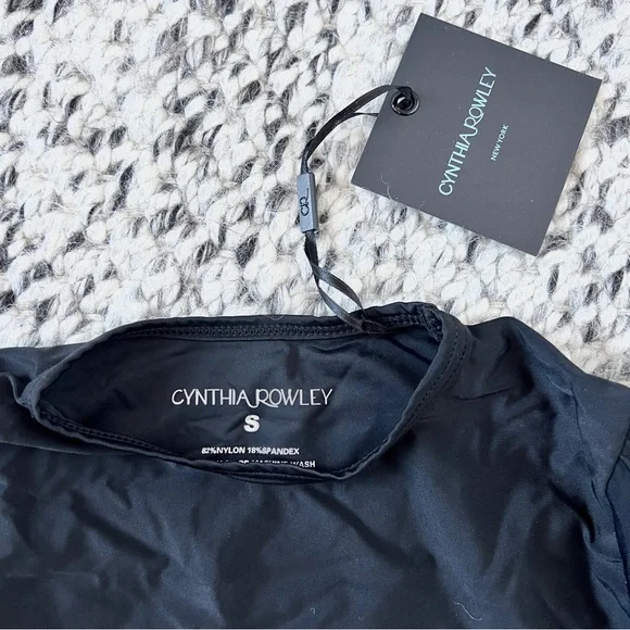 Cynthia Rowley black long sleeve rashguard top - Picture 3 of 6